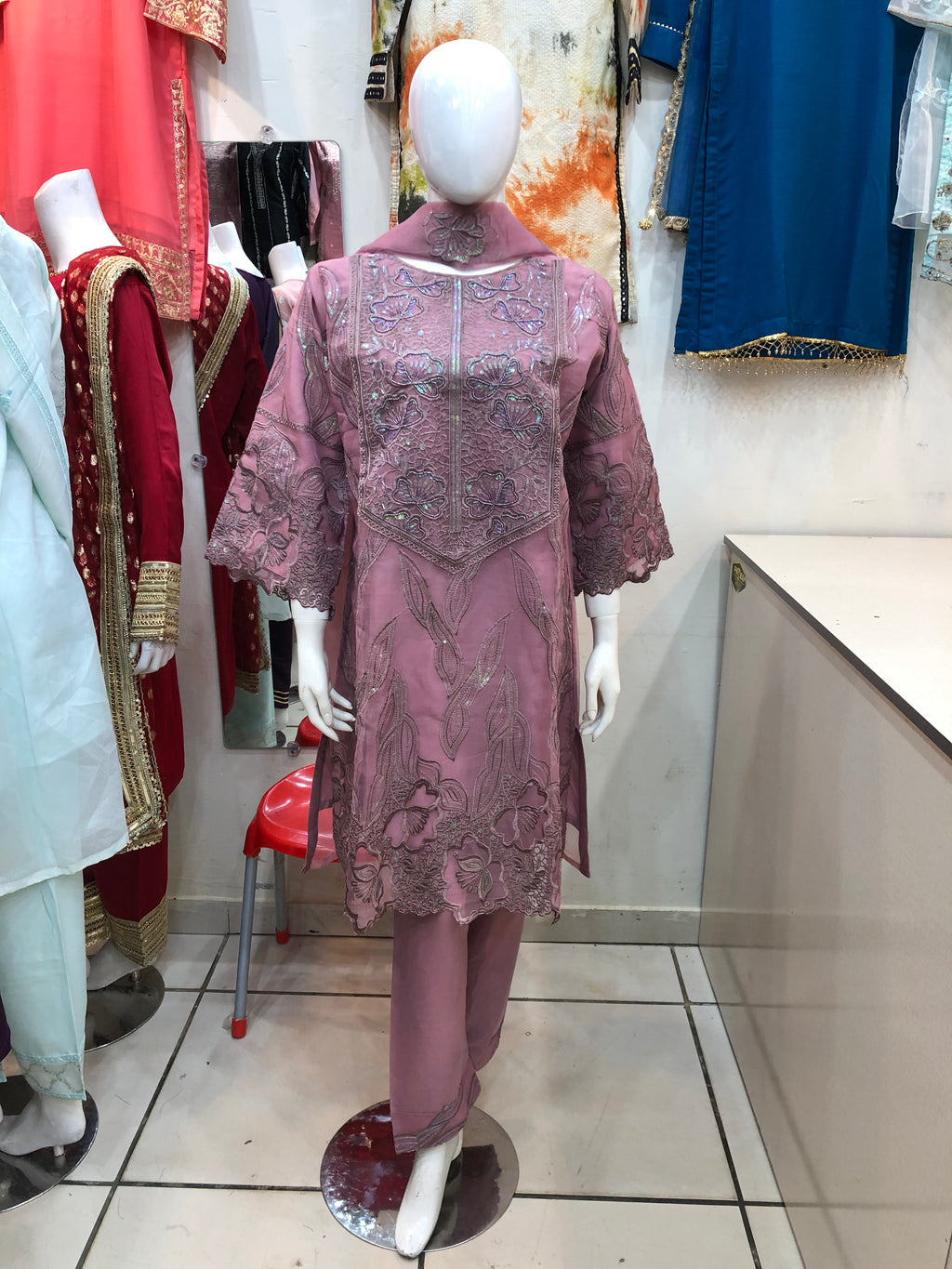 🌸 3-Piece Fancy Cotton Design Maroon – Timeless Elegance for Every Occasion